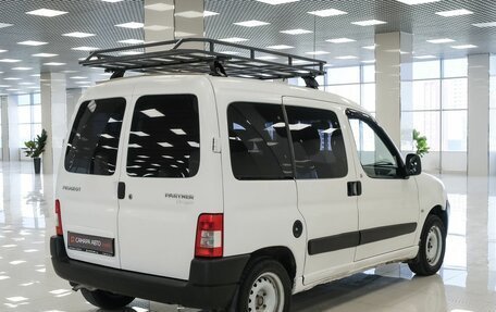 Peugeot Partner II рестайлинг 2, 2011 год, 332 000 рублей, 2 фотография