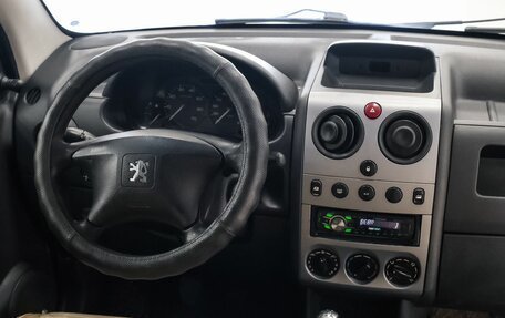 Peugeot Partner II рестайлинг 2, 2011 год, 332 000 рублей, 11 фотография