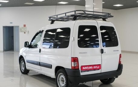 Peugeot Partner II рестайлинг 2, 2011 год, 332 000 рублей, 4 фотография