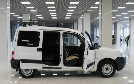 Peugeot Partner II рестайлинг 2, 2011 год, 332 000 рублей, 19 фотография