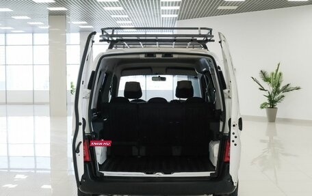 Peugeot Partner II рестайлинг 2, 2011 год, 332 000 рублей, 20 фотография