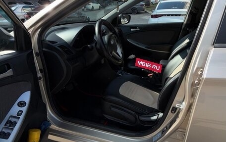 Hyundai Solaris II рестайлинг, 2011 год, 990 000 рублей, 11 фотография