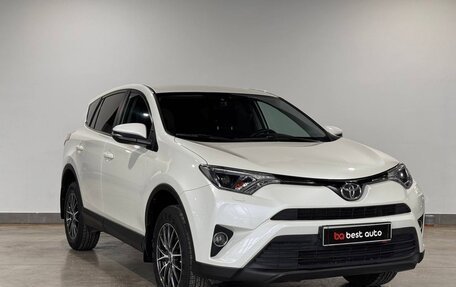 Toyota RAV4, 2017 год, 2 190 000 рублей, 4 фотография