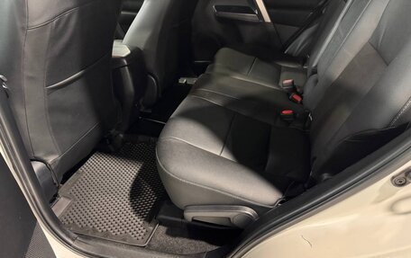 Toyota RAV4, 2017 год, 2 190 000 рублей, 22 фотография