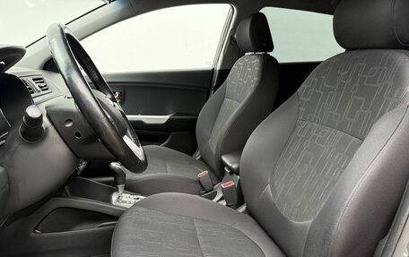 KIA Rio III рестайлинг, 2013 год, 865 000 рублей, 10 фотография