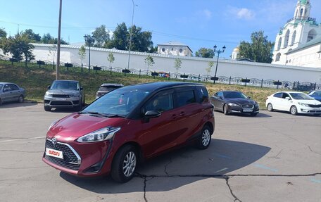 Toyota Sienta II, 2019 год, 1 670 000 рублей, 2 фотография