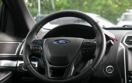 Ford Explorer VI, 2016 год, 2 200 000 рублей, 12 фотография