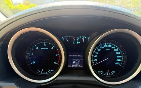 Toyota Land Cruiser 200, 2010 год, 3 950 000 рублей, 4 фотография
