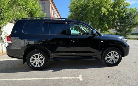 Toyota Land Cruiser 200, 2010 год, 3 950 000 рублей, 19 фотография