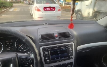 Skoda Octavia, 2013 год, 800 000 рублей, 2 фотография