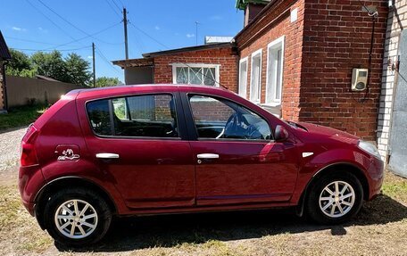 Renault Sandero I, 2012 год, 480 000 рублей, 2 фотография