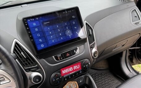 Hyundai ix35 I рестайлинг, 2012 год, 950 000 рублей, 11 фотография