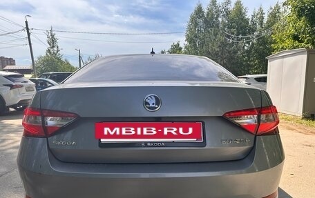 Skoda Superb III рестайлинг, 2016 год, 1 450 000 рублей, 25 фотография