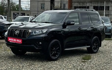 Toyota Land Cruiser Prado 150 рестайлинг 2, 2021 год, 5 990 000 рублей, 4 фотография