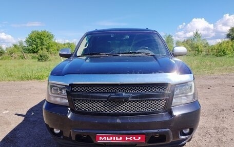 Chevrolet Tahoe III, 2008 год, 1 320 000 рублей, 1 фотография