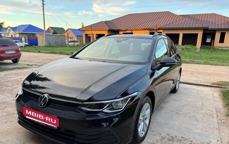 Volkswagen Golf VIII, 2021 год, 1 830 000 рублей, 7 фотография