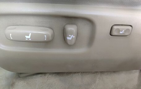 Toyota Land Cruiser 200, 2008 год, 2 540 000 рублей, 21 фотография