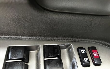 Toyota Land Cruiser 200, 2008 год, 2 540 000 рублей, 20 фотография