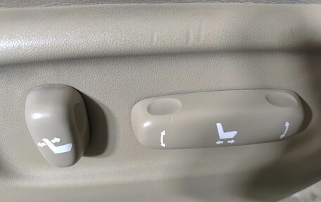 Toyota Land Cruiser 200, 2008 год, 2 540 000 рублей, 26 фотография
