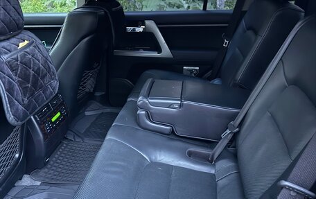 Toyota Land Cruiser 200, 2015 год, 5 700 000 рублей, 20 фотография