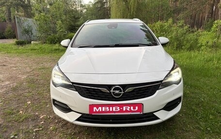 Opel Astra K, 2020 год, 1 199 000 рублей, 7 фотография