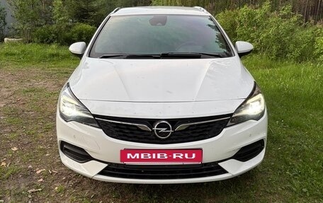 Opel Astra K, 2020 год, 1 199 000 рублей, 9 фотография
