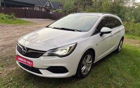 Opel Astra K, 2020 год, 1 199 000 рублей, 6 фотография