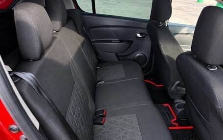 Renault Sandero II рестайлинг, 2017 год, 1 099 000 рублей, 22 фотография