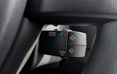 Renault Sandero II рестайлинг, 2017 год, 1 099 000 рублей, 32 фотография