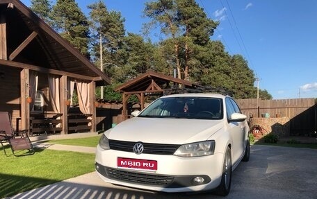 Volkswagen Jetta VI, 2014 год, 930 000 рублей, 1 фотография