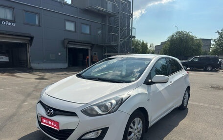 Hyundai i30 II рестайлинг, 2014 год, 829 000 рублей, 1 фотография