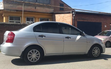 Hyundai Verna II, 2006 год, 500 000 рублей, 7 фотография