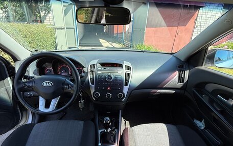 KIA cee'd I рестайлинг, 2011 год, 675 000 рублей, 10 фотография