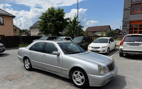 Mercedes-Benz E-Класс, 2000 год, 475 000 рублей, 4 фотография
