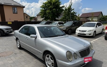 Mercedes-Benz E-Класс, 2000 год, 475 000 рублей, 3 фотография