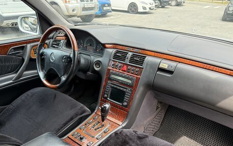 Mercedes-Benz E-Класс, 2000 год, 475 000 рублей, 16 фотография