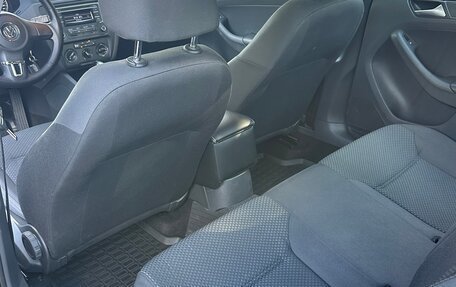 Volkswagen Jetta VI, 2014 год, 1 100 000 рублей, 18 фотография