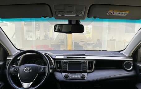 Toyota RAV4, 2013 год, 1 820 000 рублей, 14 фотография