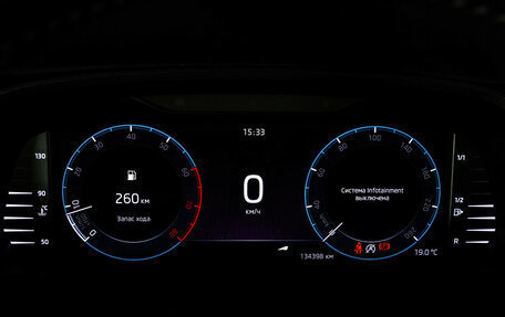 Mazda 6, 2019 год, 2 299 000 рублей, 31 фотография