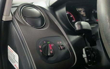 SEAT Ibiza IV рестайлинг 2, 2013 год, 770 000 рублей, 8 фотография