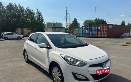 Hyundai i30 II рестайлинг, 2014 год, 829 000 рублей, 3 фотография