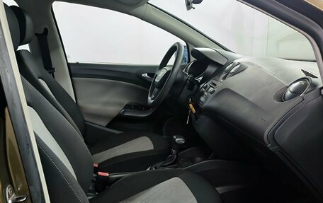 SEAT Ibiza IV рестайлинг 2, 2013 год, 770 000 рублей, 11 фотография