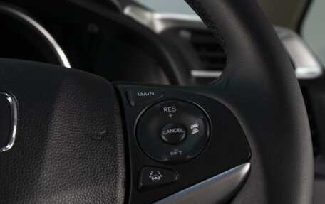 Honda Fit III, 2018 год, 1 360 000 рублей, 15 фотография