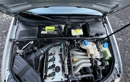 Audi A4, 2001 год, 400 000 рублей, 10 фотография