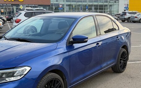 Volkswagen Polo VI (EU Market), 2021 год, 1 250 000 рублей, 3 фотография