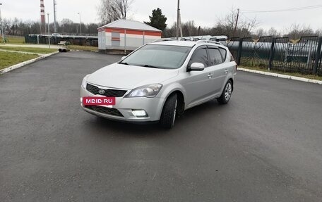KIA cee'd I рестайлинг, 2012 год, 690 000 рублей, 2 фотография