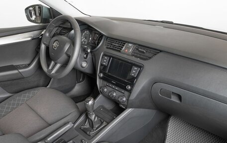 Skoda Octavia, 2019 год, 1 869 658 рублей, 7 фотография