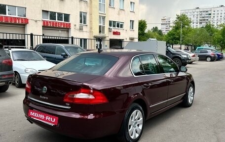 Skoda Superb III рестайлинг, 2012 год, 1 095 000 рублей, 4 фотография
