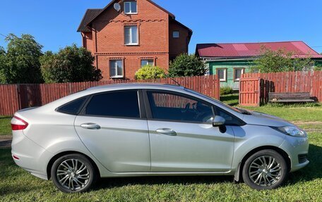 Ford Fiesta, 2015 год, 599 000 рублей, 4 фотография