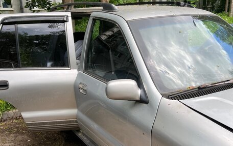 KIA Sportage IV рестайлинг, 2003 год, 250 000 рублей, 4 фотография